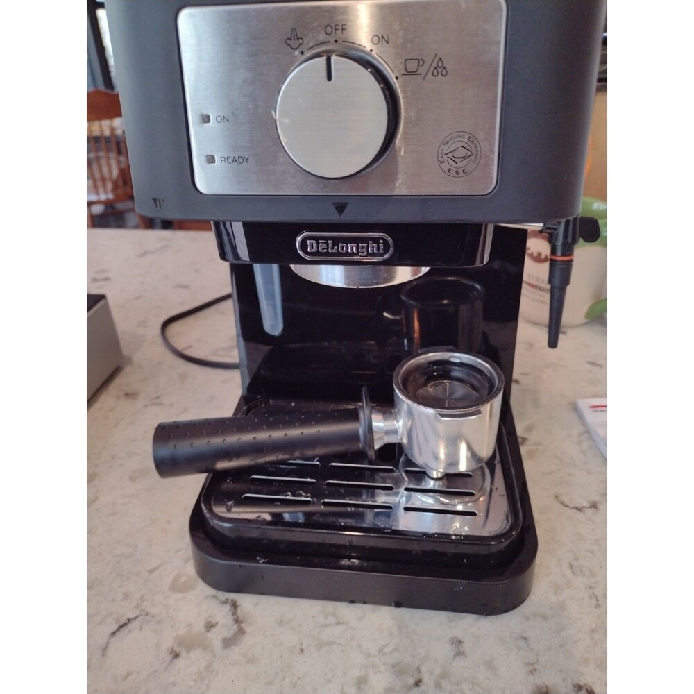 Delonghi Cappuccino Espresso maker